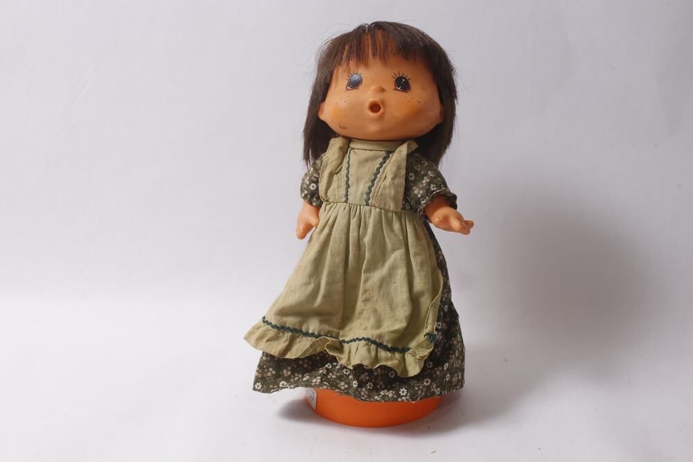 Japanese Poron-chan Showa Retro Musical Doll w Orange Stand ~ 260817-WH 1194
